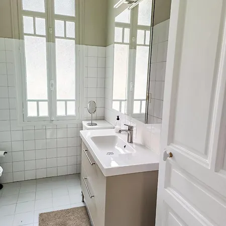 Centre Ville, 4 Personnes, Parking Gratuit Περπινιάν